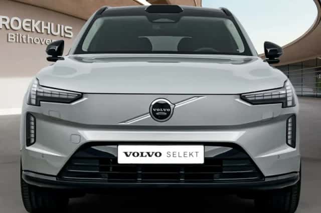 Volvo EX90 (2025) thumbnail 6