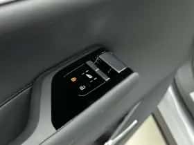 Volvo EX90 (2025) thumbnail 16