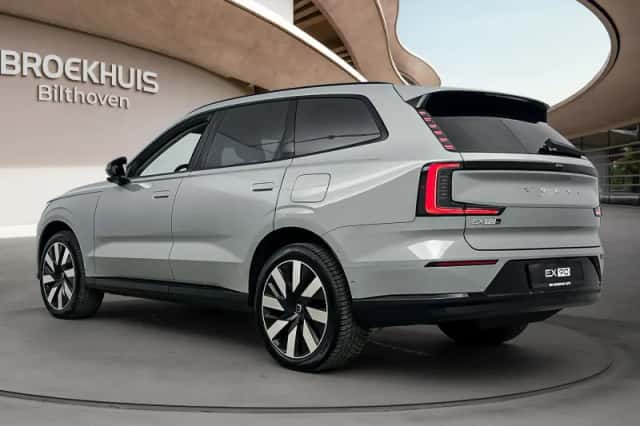 Volvo EX90 (2025) thumbnail 5
