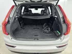 Volvo XC90 (2024) thumbnail 18