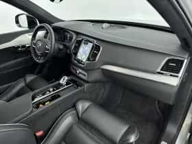 Volvo XC90 (2024) thumbnail 24