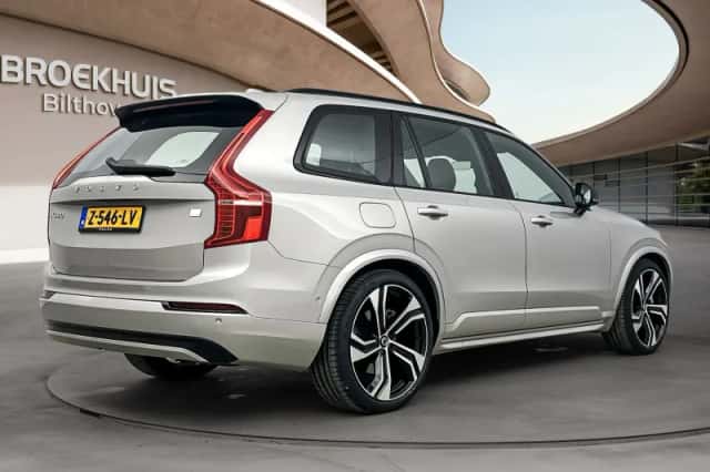 Volvo XC90 (2024) thumbnail 5