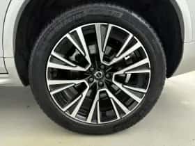Volvo XC90 (2024) thumbnail 41