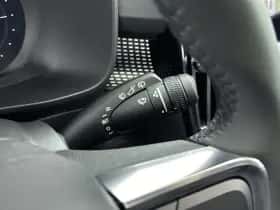 Volvo EX40 (2025) thumbnail 11