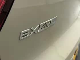 Volvo EX40 (2025) thumbnail 17