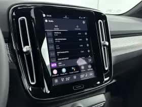 Volvo EX40 (2025) thumbnail 25