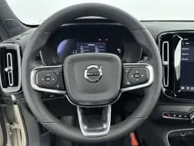 Volvo EX40 (2025) thumbnail 28