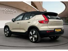 Volvo EX40 (2025) thumbnail 6