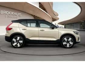 Volvo EX40 (2025) thumbnail 9