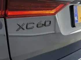 Volvo XC60 (2025) thumbnail 15