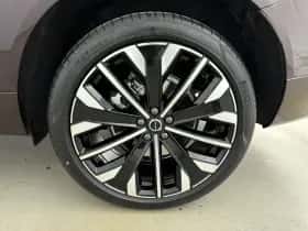 Volvo XC60 (2025) thumbnail 17