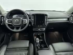 Volvo XC40 (2022) thumbnail 11