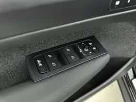 Volvo XC40 (2022) thumbnail 23
