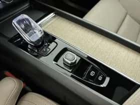 Volvo XC60 (2025) thumbnail 16
