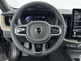 Volvo XC60 (2025) thumbnail 19