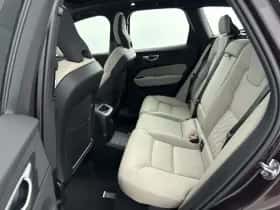 Volvo XC60 (2025) thumbnail 32