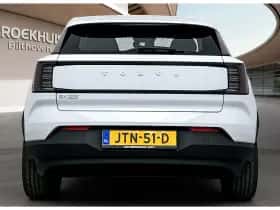 Volvo EX30 (2026) thumbnail 6