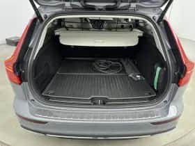 Volvo V60 (2022) thumbnail 30