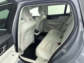 Volvo V60 (2022) thumbnail 31