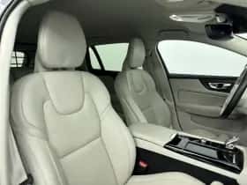 Volvo V60 (2022) thumbnail 34