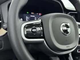 Volvo XC60 (2025) thumbnail 12