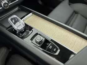 Volvo XC60 (2025) thumbnail 25