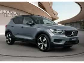 Volvo XC40 (2022) thumbnail 2