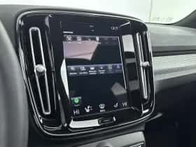 Volvo XC40 (2022) thumbnail 14