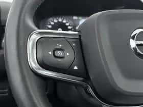 Volvo XC40 (2022) thumbnail 15