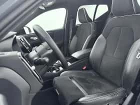 Volvo XC40 (2022) thumbnail 33