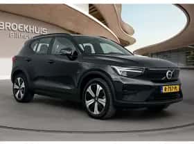 Volvo XC40 (2022) thumbnail 2
