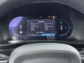 Volvo XC40 (2022) thumbnail 12