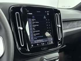 Volvo XC40 (2022) thumbnail 25