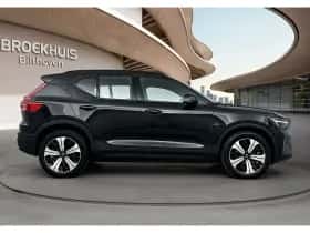 Volvo XC40 (2022) thumbnail 8