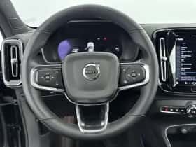 Volvo XC40 (2022) thumbnail 10