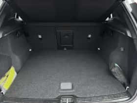 Volvo XC40 (2022) thumbnail 19