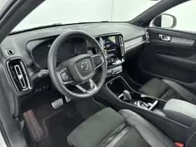 Volvo XC40 (2022) thumbnail 24