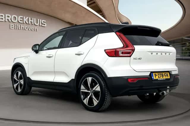 Volvo XC40 (2022) thumbnail 5