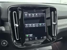 Volvo XC40 (2022) thumbnail 13