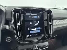 Volvo XC40 (2022) thumbnail 29
