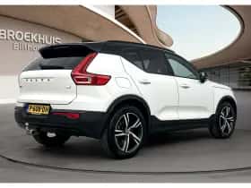 Volvo XC40 (2022) thumbnail 4