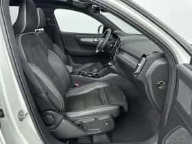 Volvo XC40 (2022) thumbnail 40
