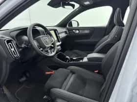 Volvo EX40 (2025) thumbnail 22