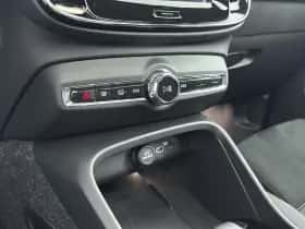 Volvo EX40 (2025) thumbnail 32