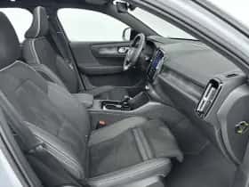 Volvo EX40 (2025) thumbnail 35
