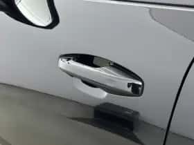 Volvo EX40 (2025) thumbnail 19