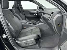 Volvo EX40 (2025) thumbnail 40