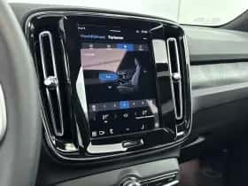 Volvo EX40 (2025) thumbnail 28
