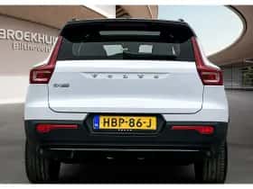 Volvo EX40 (2025) thumbnail 7