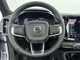 Volvo EX40 (2025) thumbnail 10